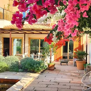 Gasthof Idayvuelta & With Private Pool, Ses Salines (Mallorca)